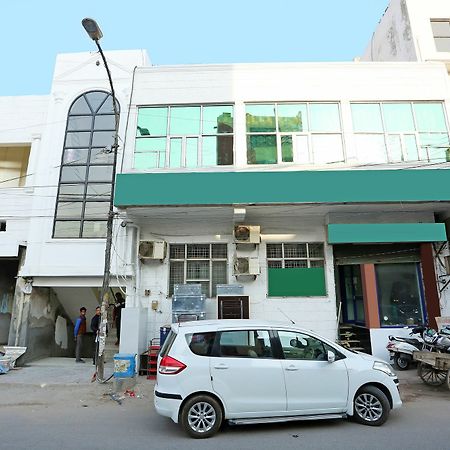 Oyo 11505 Hotel Classic Park Nueva Delhi Exterior foto