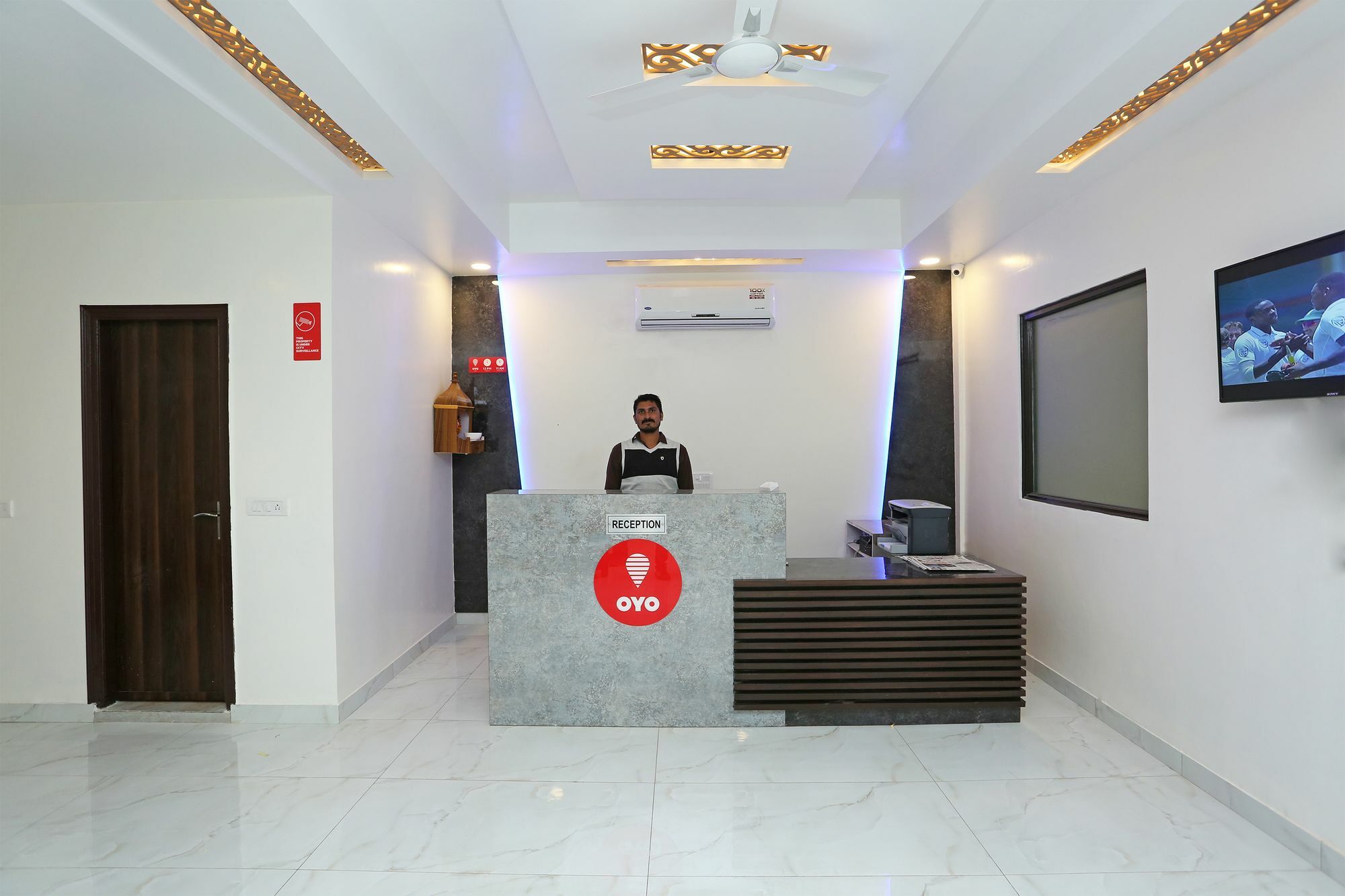 Oyo 11505 Hotel Classic Park Nueva Delhi Exterior foto