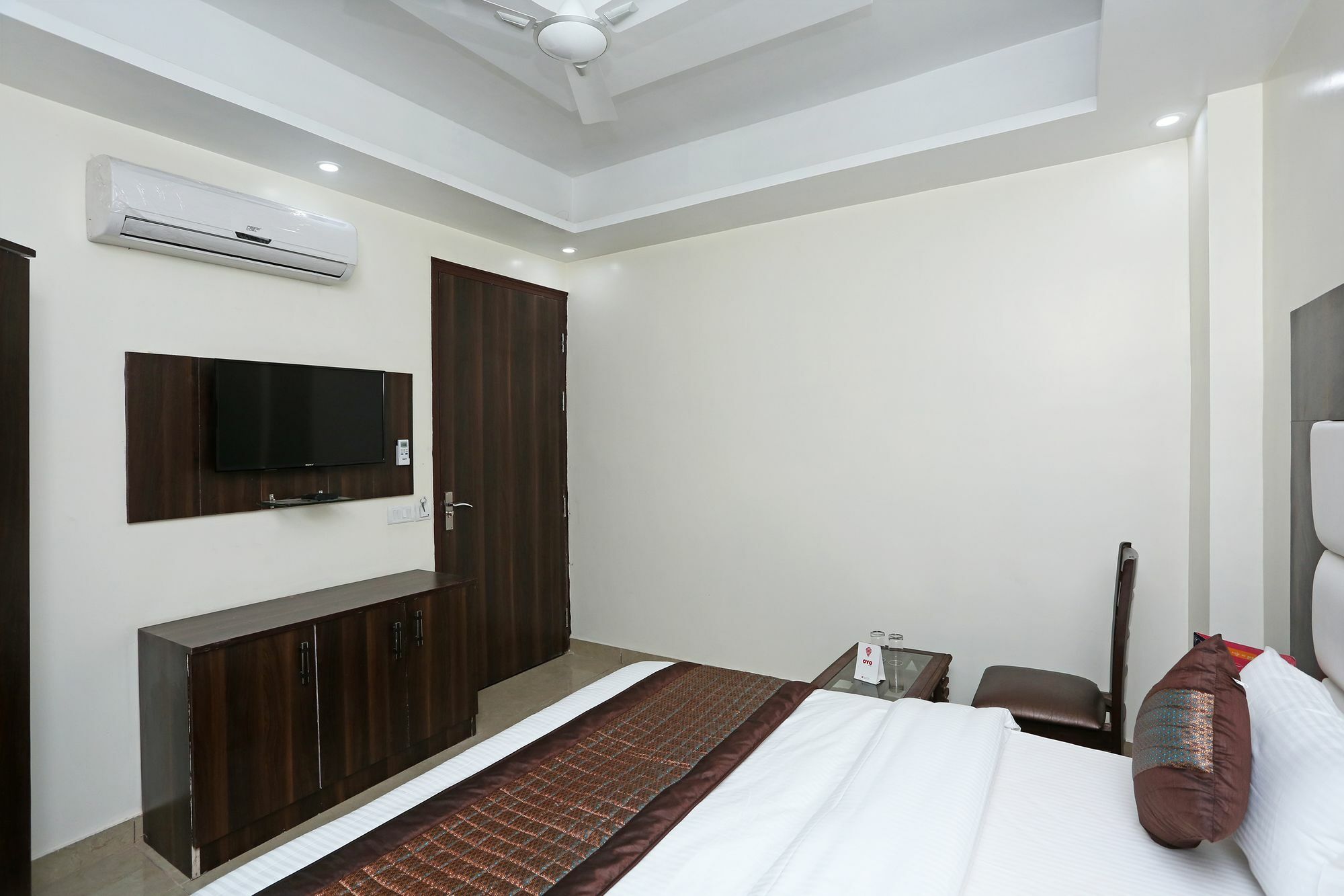 Oyo 11505 Hotel Classic Park Nueva Delhi Exterior foto